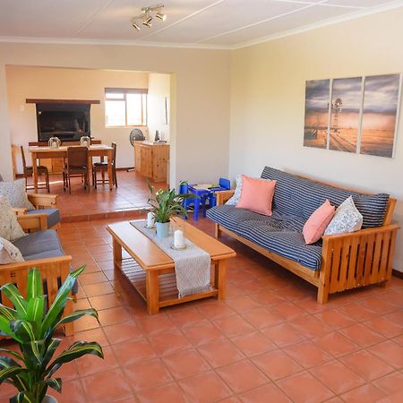Oorvloed Guesthouse Swellendam Kültér fotó