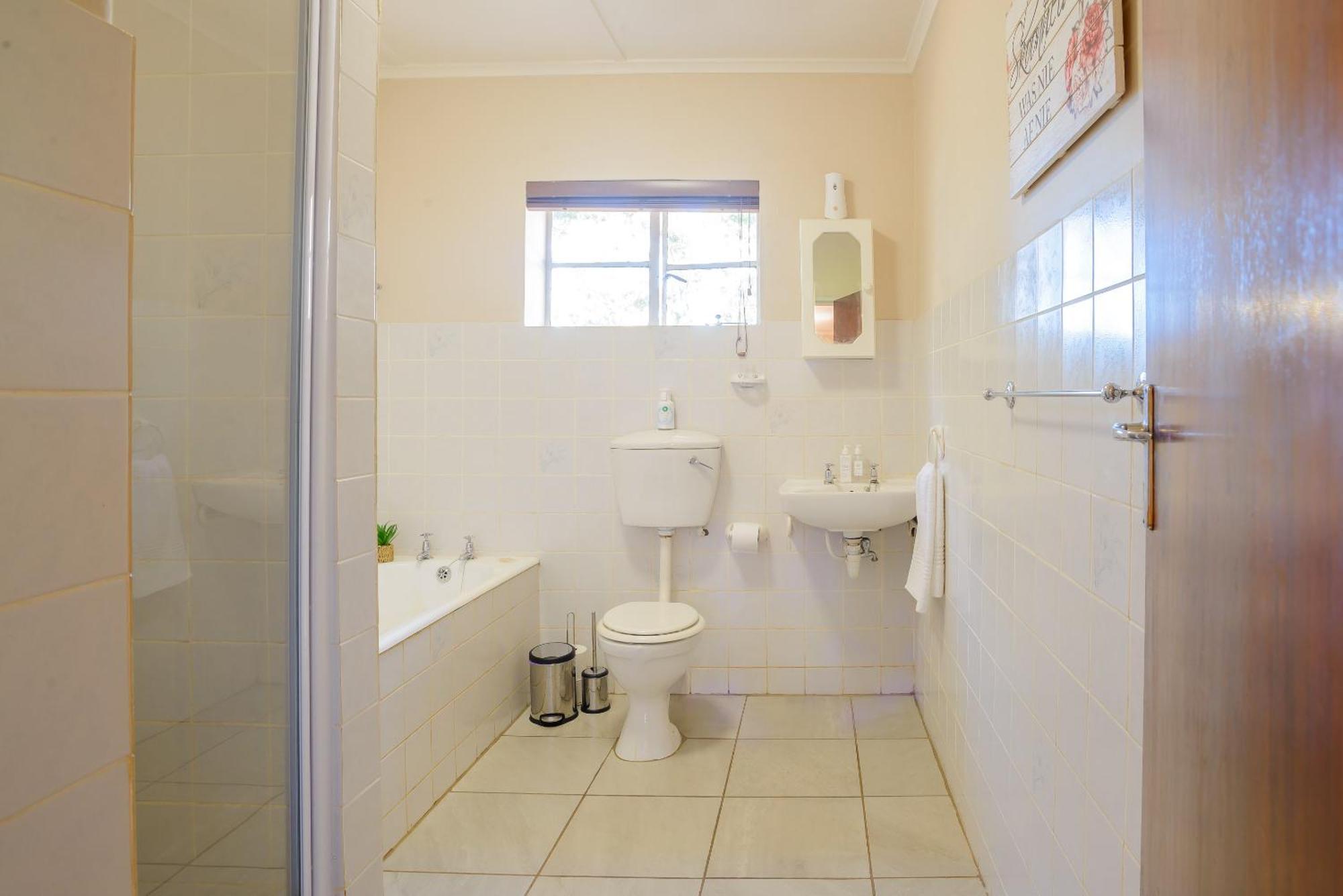 Oorvloed Guesthouse Swellendam Kültér fotó